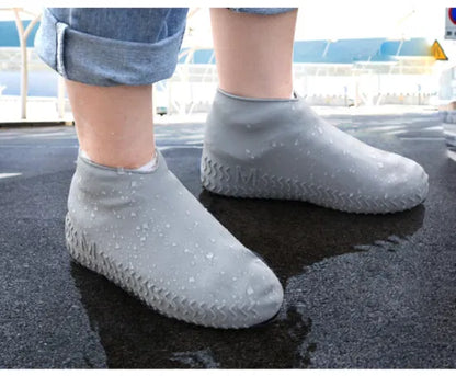 LUXURY GOODS ™ WATER-PROOF SILICONE SHOES COVER