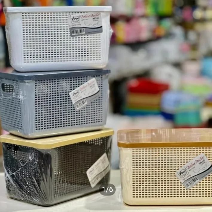 DELUXE BASKET WITH LID
