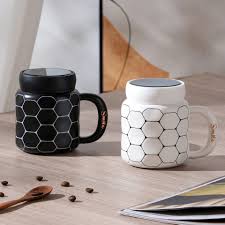 HANDLE MUG, HONEYCOMB ROYAL TEA CUPS WITH LID