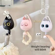 CARTOON BLINK WALL HOOK